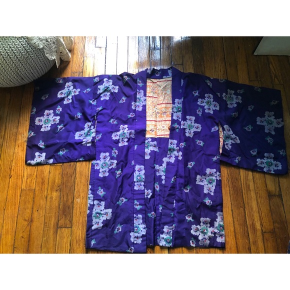 Authentic-Silk-Vintage-Reversible Floral-Kimono - Picture 7 of 16